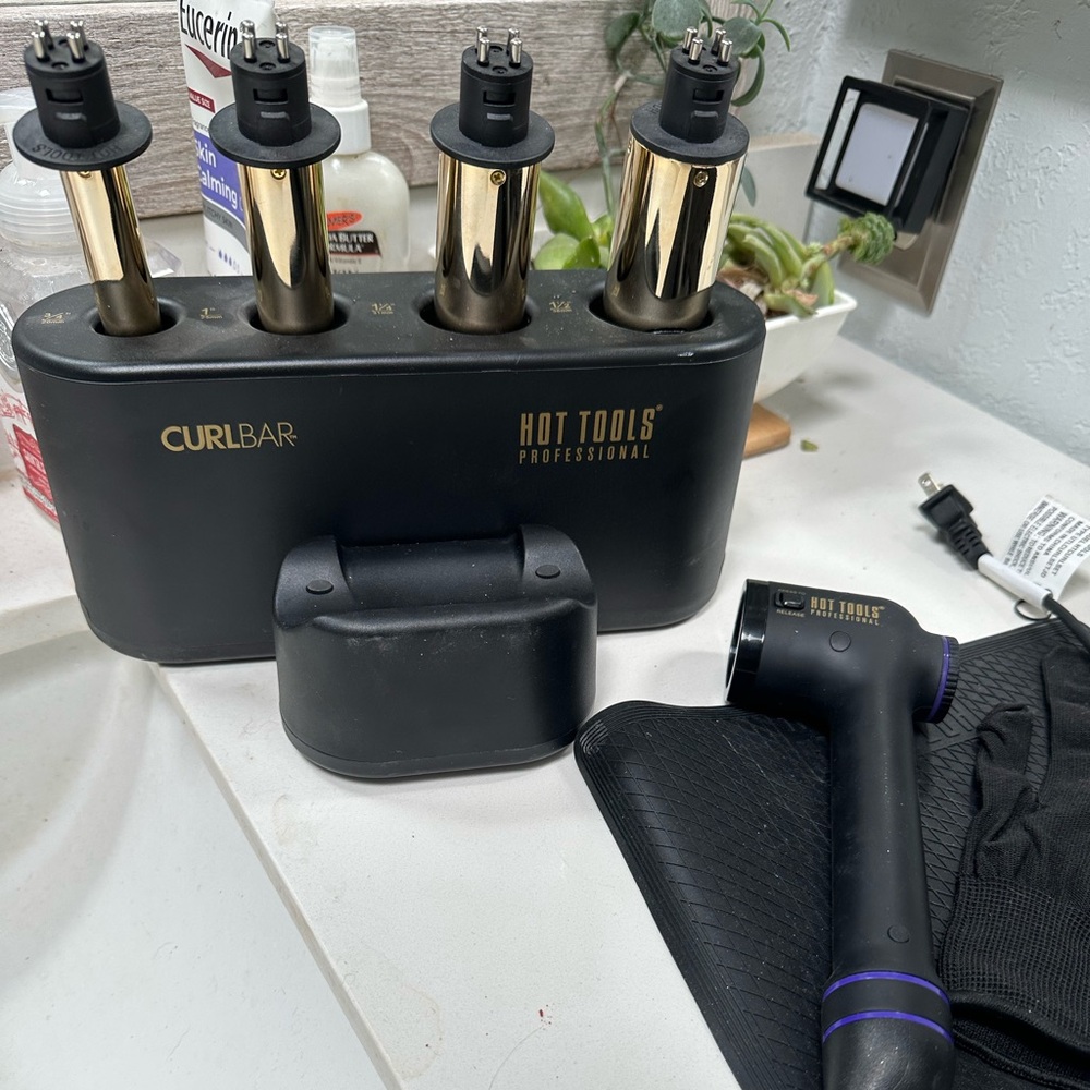 Hot Tools CurlBar Professional Curling Wand Set in Black and 24K Gold - Picture 2 of 2
